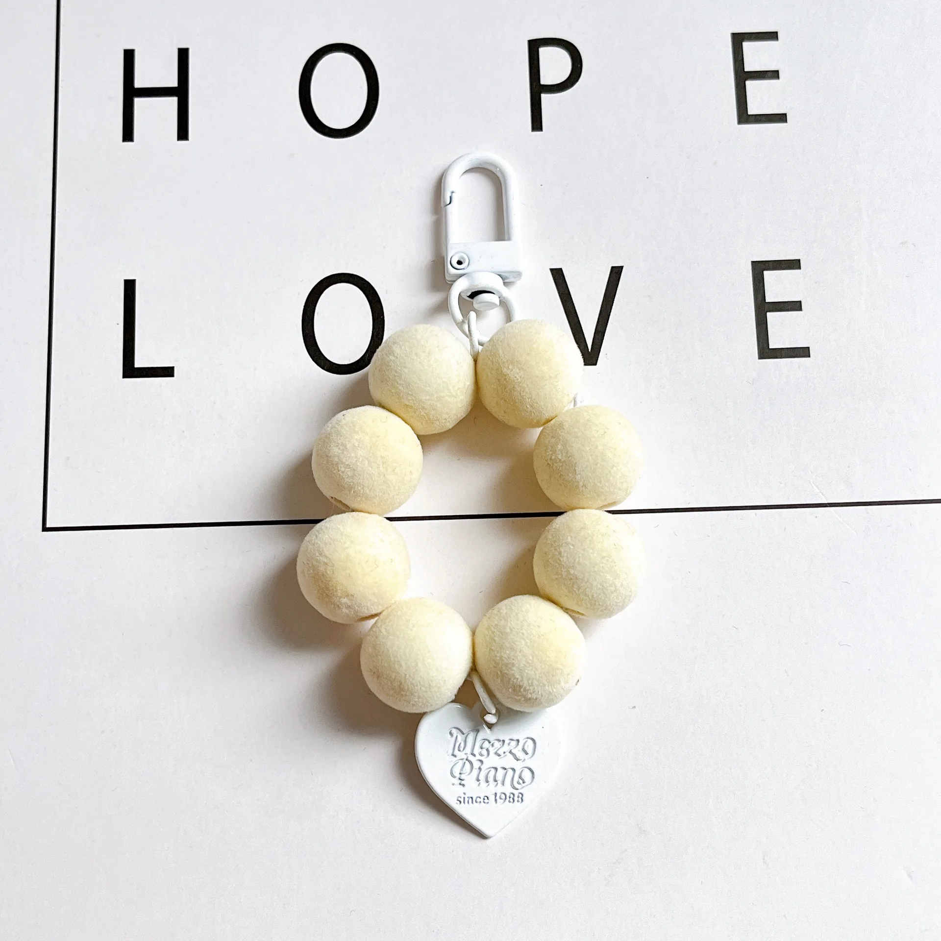 Зимний расшитый бисером короткий чехол для телефона с цепочкой конфетных цветов Чехол наушников висит кольцевой пряжкой в виде сердца