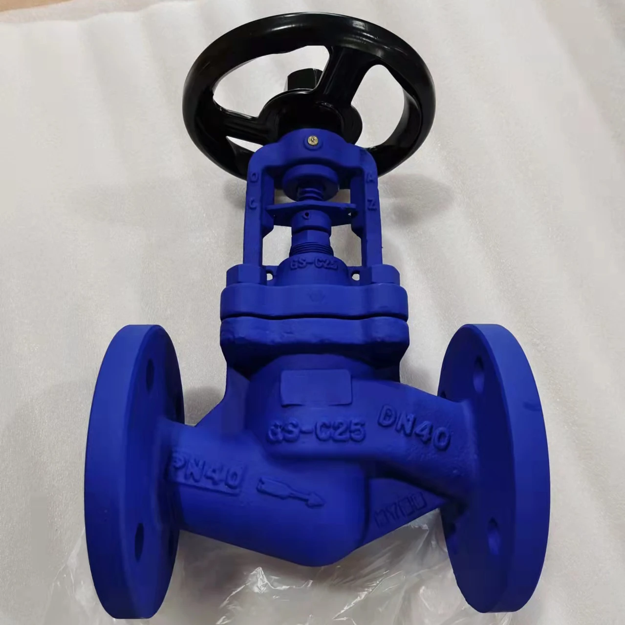 DIN Standard Cast Steel  Bellow Seal PTFE Lined Globe Valve for Steam