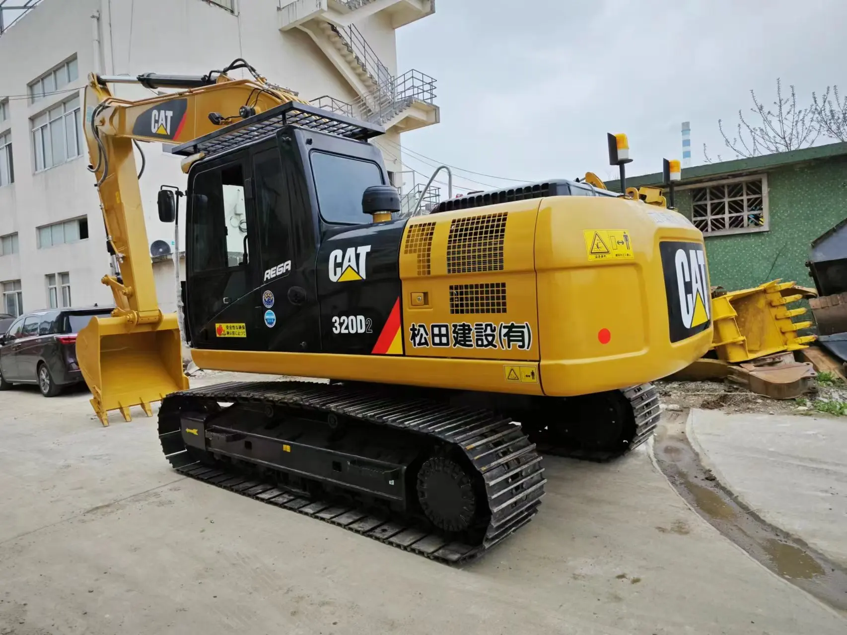 Japan 20Ton Cat Excavator 320D2L 2022 model, cheap price 20T 320 320D2 320GC medium crawler shovel on sale