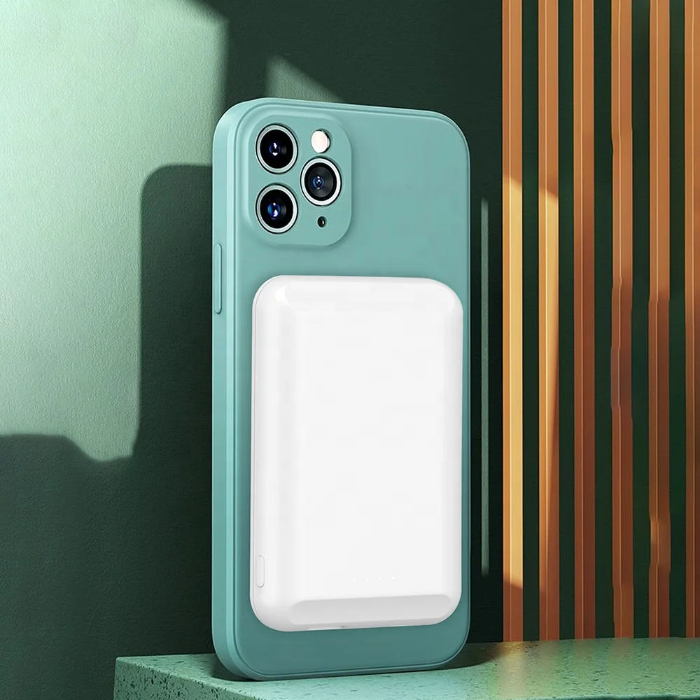 Custom Logo slim small Phone Power Banks Magnetic Wireless Charger Mini Portable Power Bank 5000mah