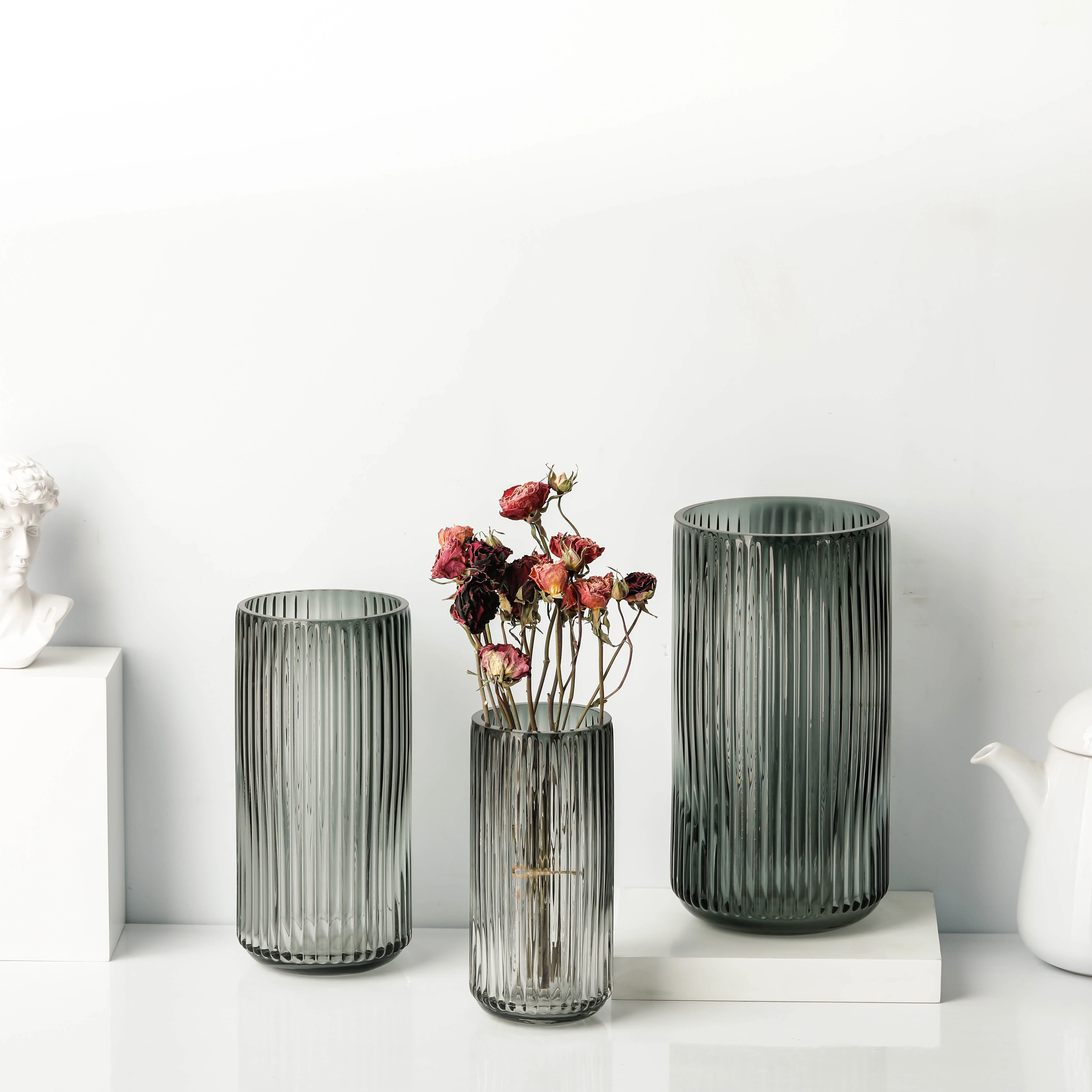 Light Vertical Strip Glass Vase Multi-Color Living Room Home Decoration Transparent Cylinder Glass Vase