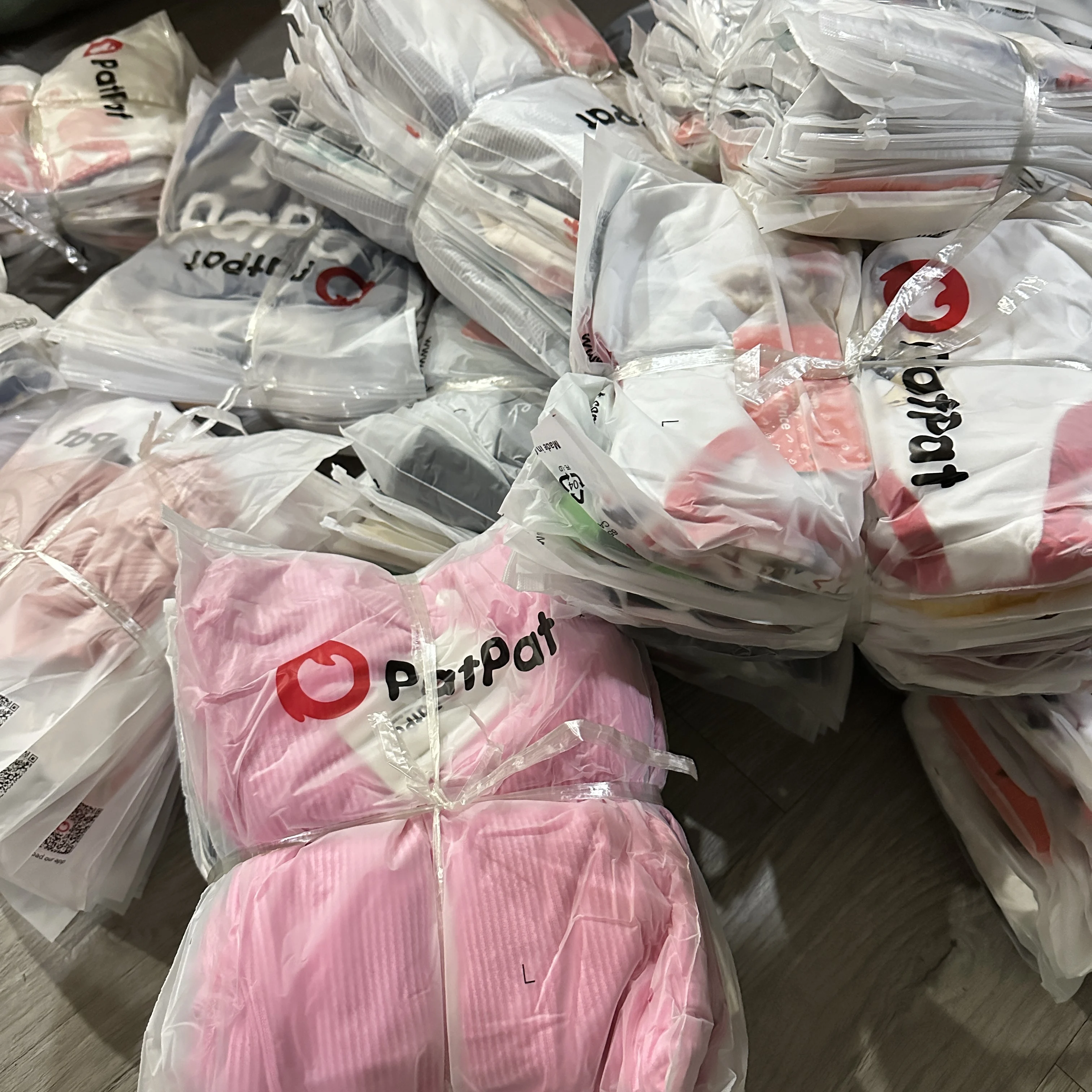 2024 Hot Selling Factory Direct Sales Apparel Stock Patpats Kids mix styles Bale Brand new