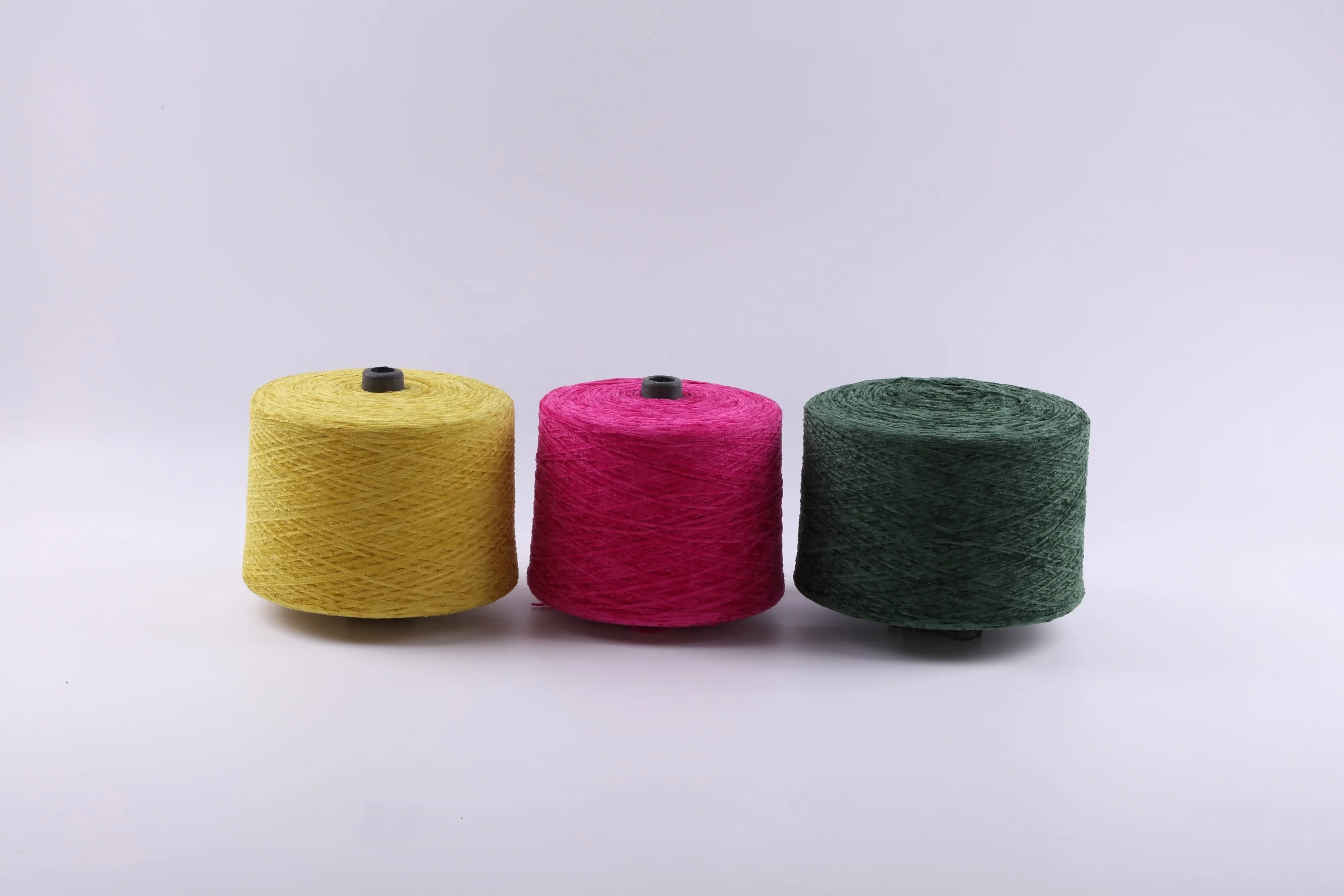 Good quality factory prices colourful Polyester fancy yarn chenille yarn for knitting for socks