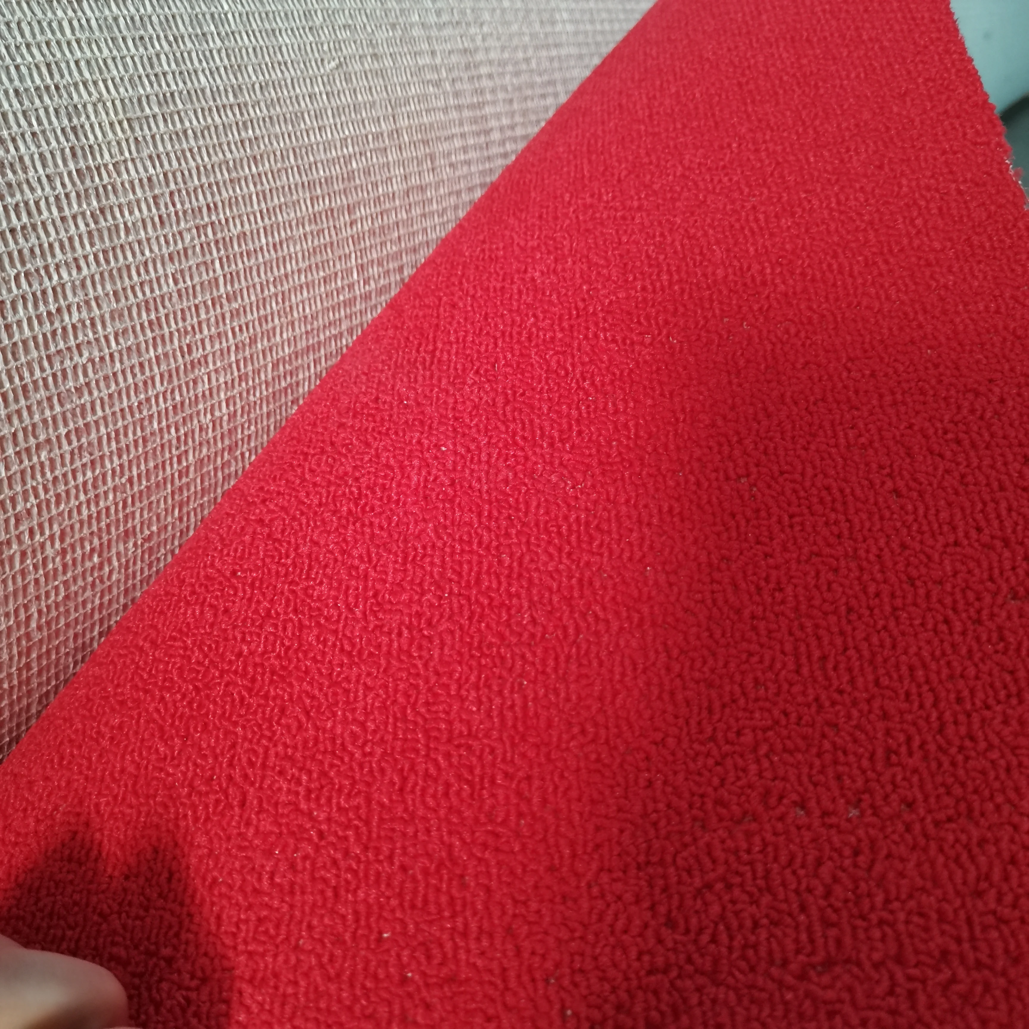 Modern Design Loop Carpets Wholesale Durable Machine Made Carpet Tufted Customized Loop Rug