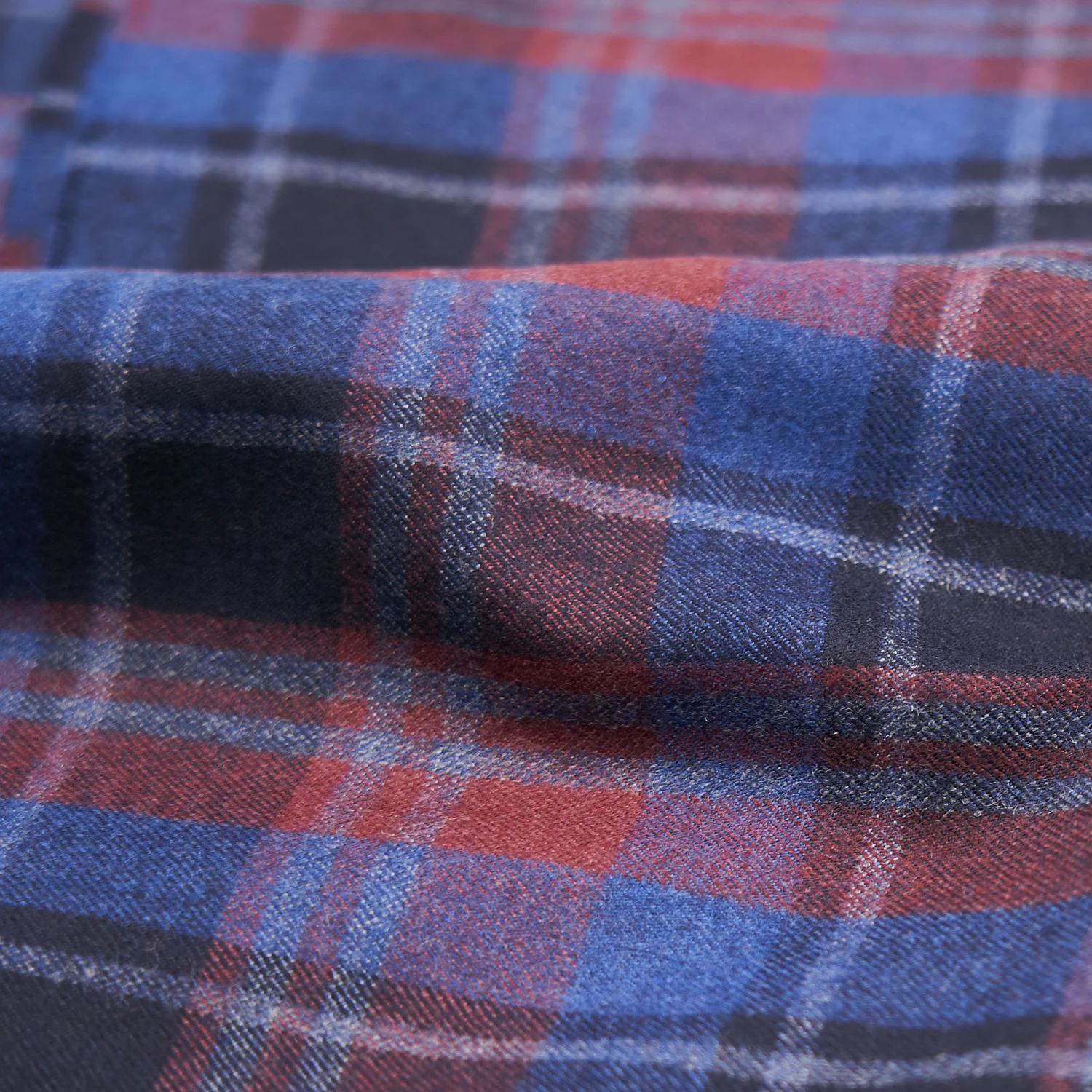 Italian 100 Merino Wool Suiting Tweed Tartan fabric for Suit and Uniform