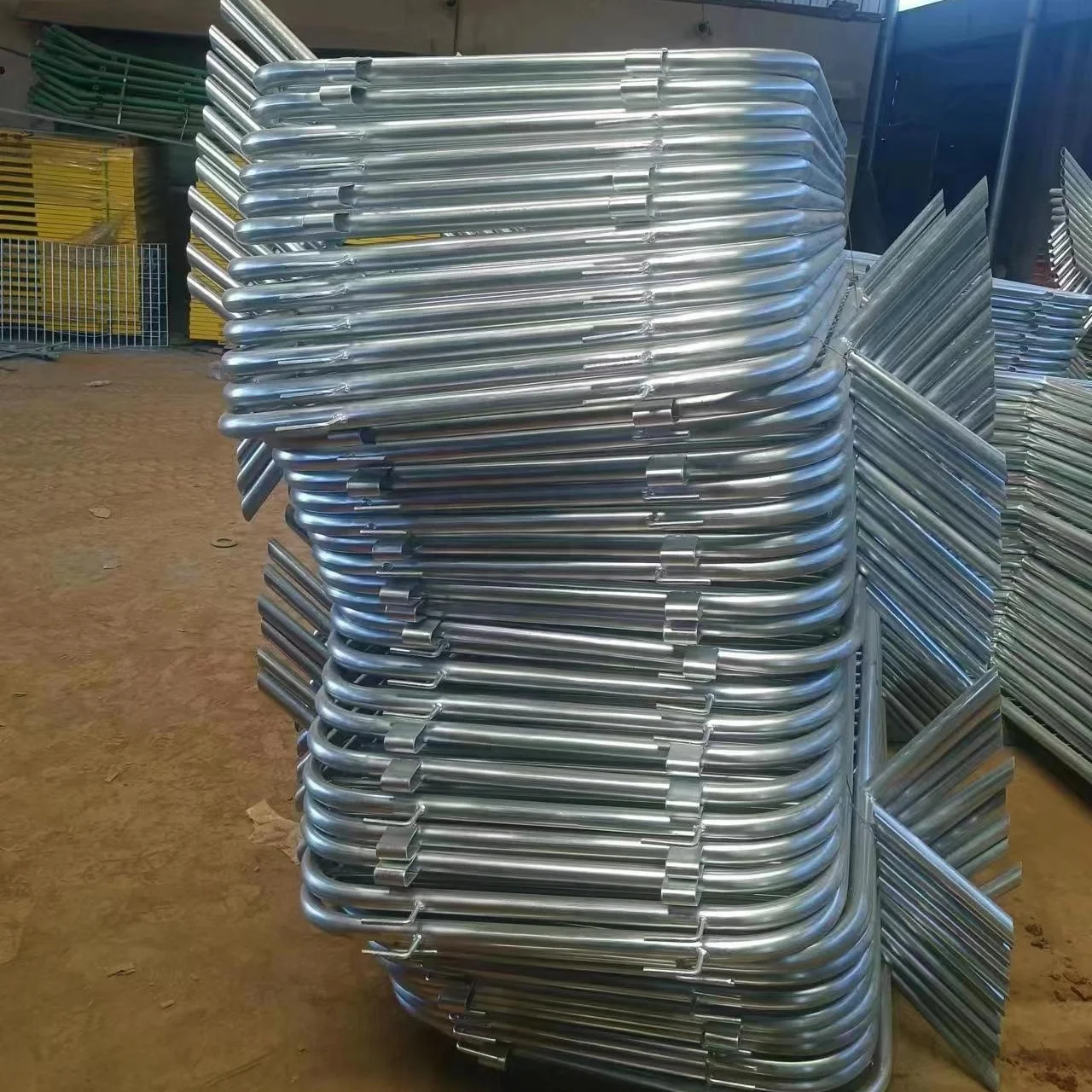 Factory Supply Heavy Duty Crowd Control Barrier 2.2MX1.1M 2MX1M Metal Steel Barrier