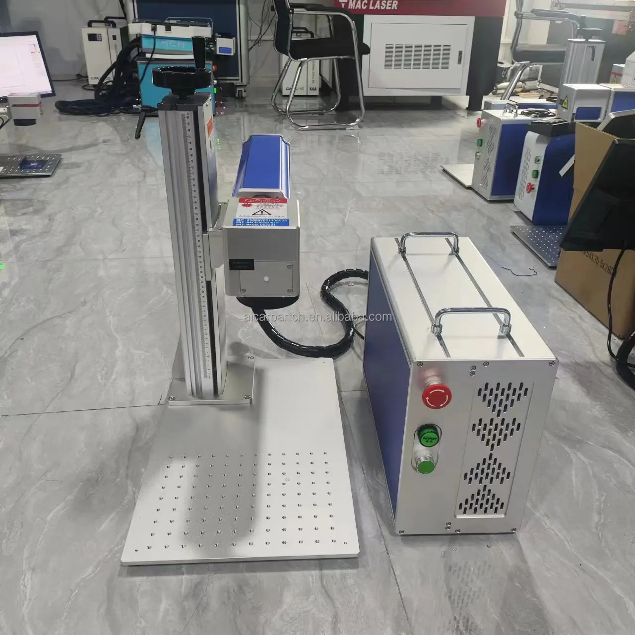 Hot Sale Top Manufacture 20W/30w MOPA Fiber Laser Color Laser Marking Machine for Colorful Marking
