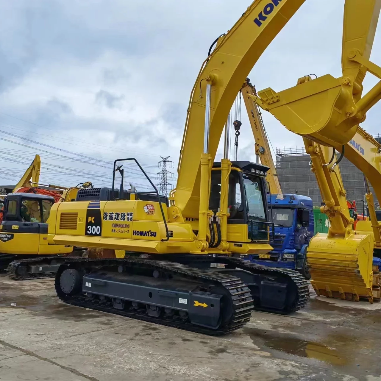Multi komatsu pc300 pc220 5 тонн б/у мини-экскаватор