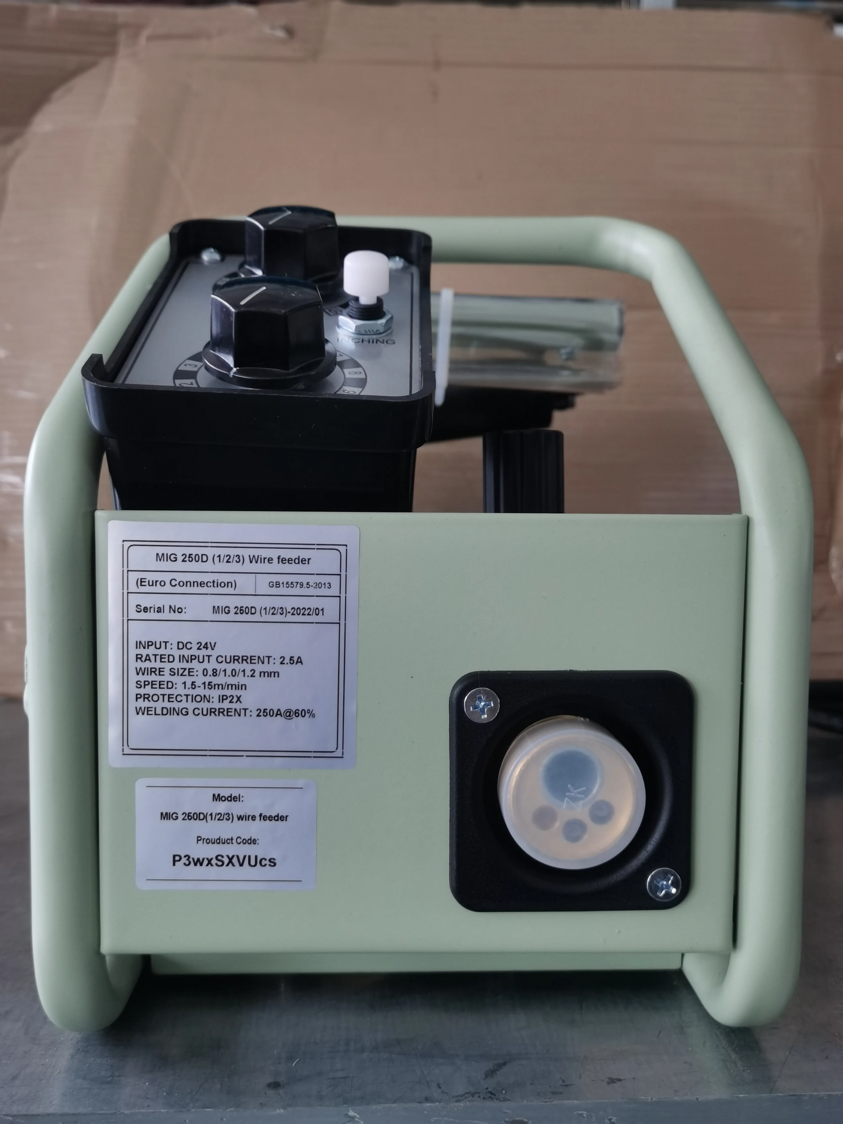 Wire feeder for mig welding machines