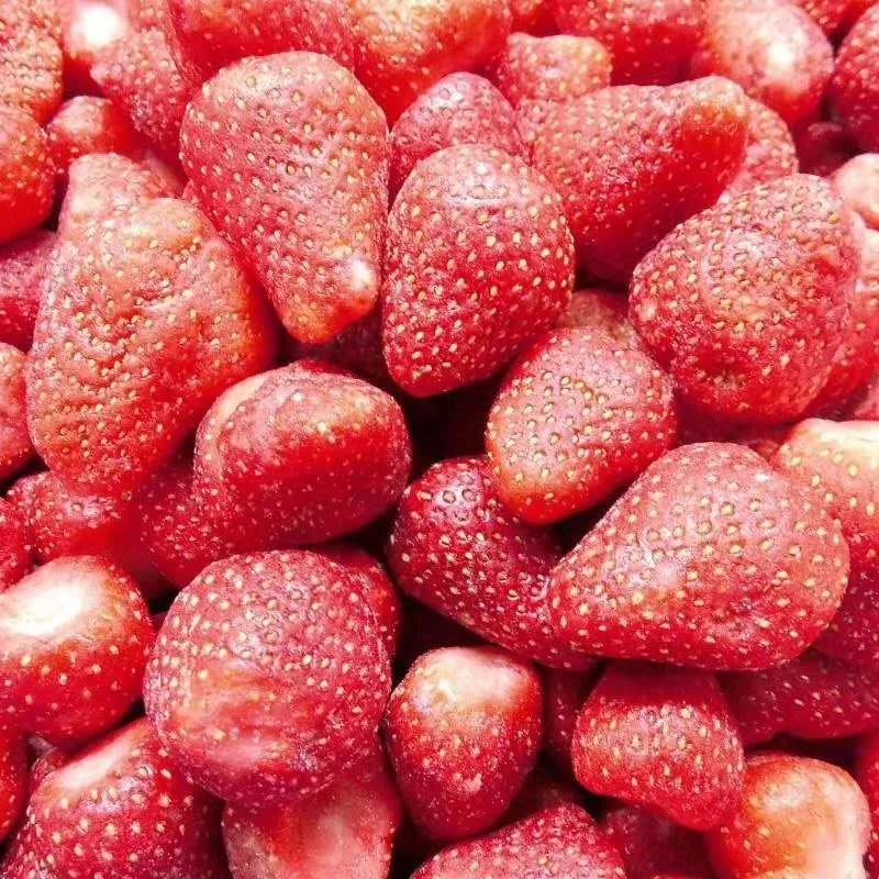 Свежий продукт хорошего качества поставка сертифицированный BRC замороженная клубника цельные кубики пюре