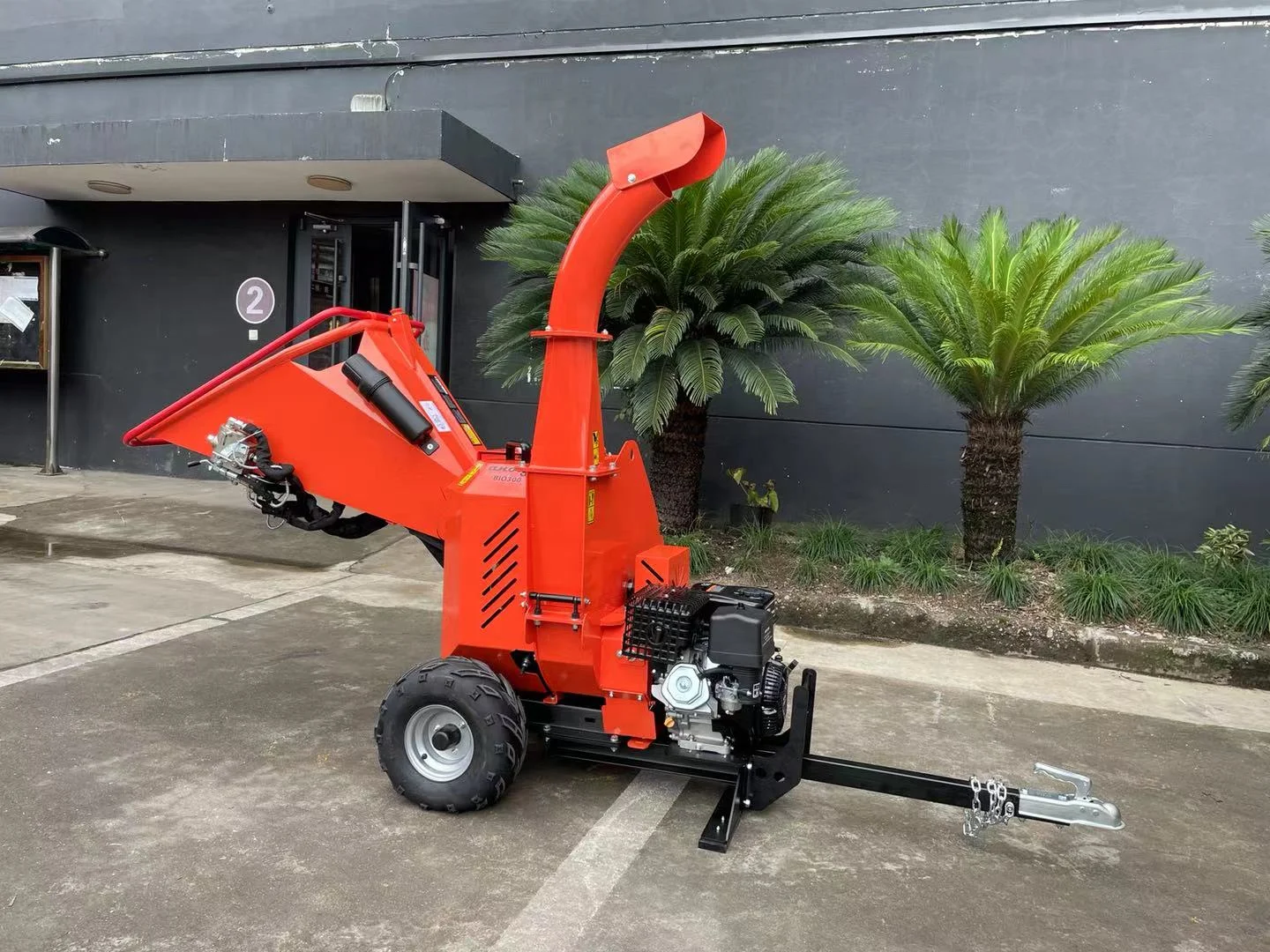 K-maxpower Professional High Quality Wholesale 15HP Electric Start High Efficient AutoFeed Mobile Drum Wood Chipper Shredder