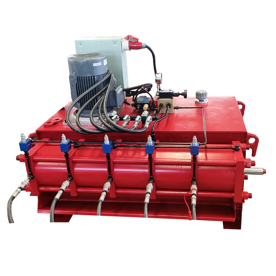 Container lifting jack system with synchronous hydraulic pump station for grain silos
