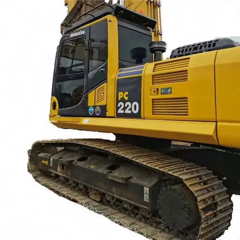 A large number of Komatsu type 220-8MO excavators, as well as Volvo 220, Carter 323, Kobelco 210 and other used excavators