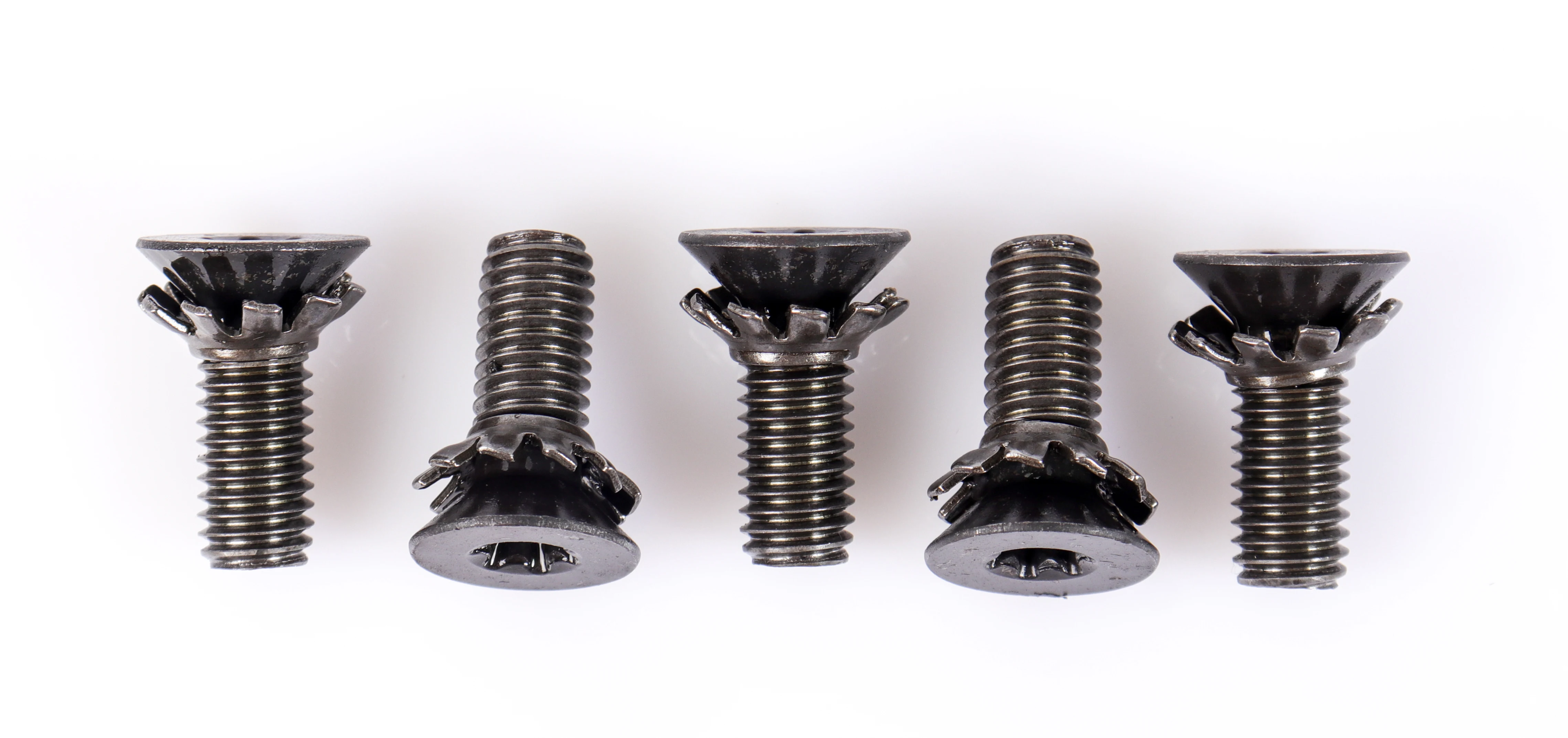 Grade 8.8 10.9 12.9 M7 Cross Slotted Countersunk Head Screws For Sale