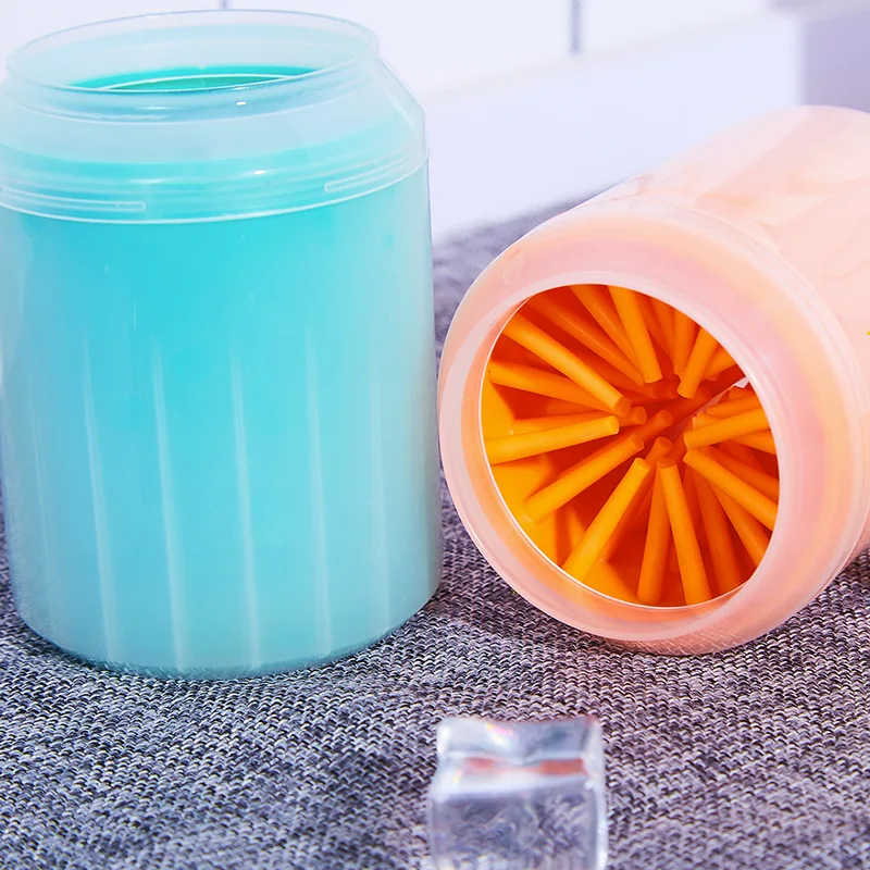 Hot Selling Factory Wholesale Detachable Portable Pet Dog Foot Wash Cup Pet Dog Paw Cleaner Cup Pet