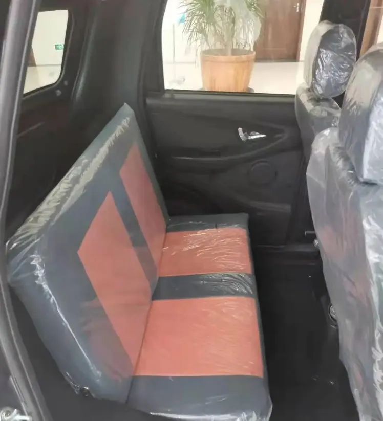 Model 2023 Luxury New energy electric vehicles Eec New Energy Low Speed Mini Electric Moped Car China ev car