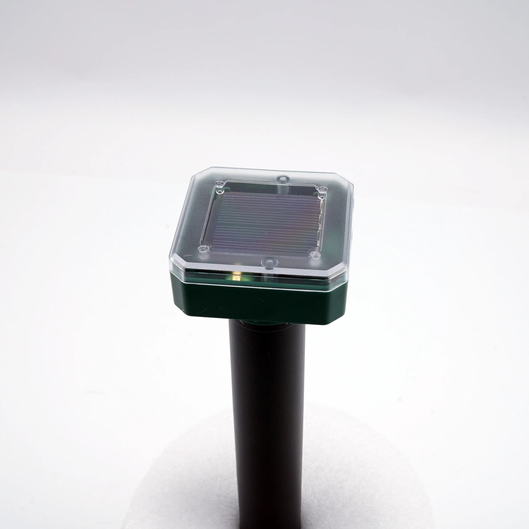 Portable Ultrasonic Outdoor Mole Mice Snake Pest Control Solar Repeller