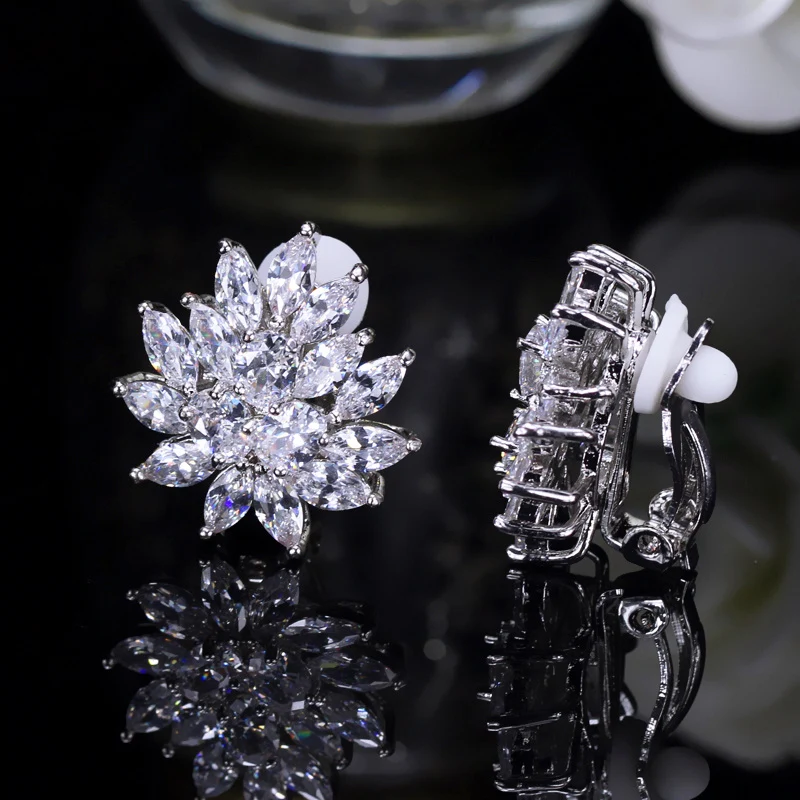 Dropshipping Flower Shape Stunning White Cubic Zircon Wedding Women No Hole Ear Clip on Earrings Without Piercing Jewelry