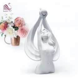 Suanti hotel resin art figurine sculptures decoration living room statue custom indoor modern nordic luxury home decor