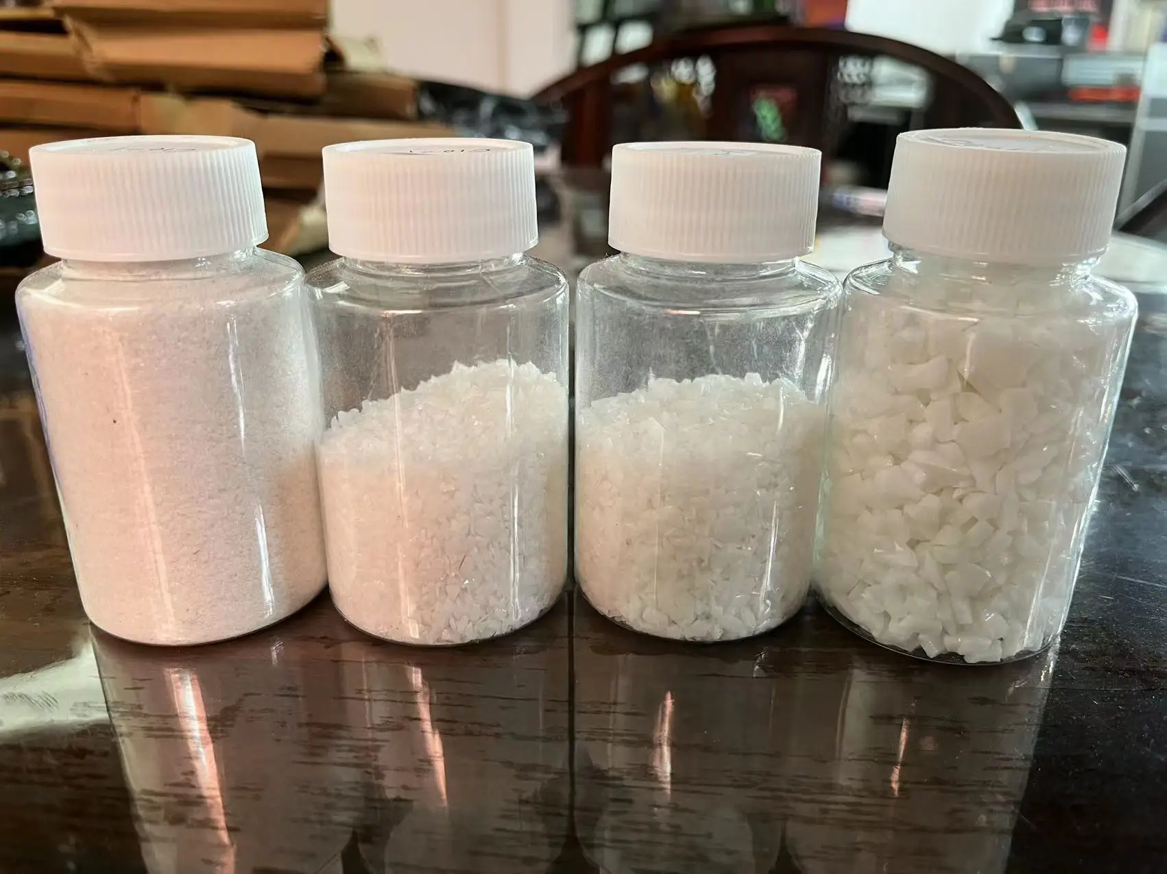 Wanda Factory Store Multi Colors Hot Melt Kiln Glass Fusing Glass Powder Frit COE90 COE96 For Sales