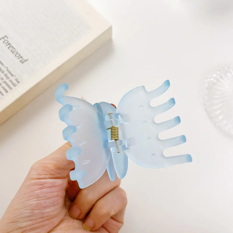 Yucat Wholesale Korean Fashion Women 6.5cm Butterfly Frosted Hair Clips Accessories Resin Hair Claw For Long Hair