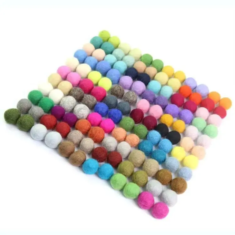 Factory Made 100% New Zealand Reusable Wool Laundry Ball Eco Laundry Clean Balls wool felt balls