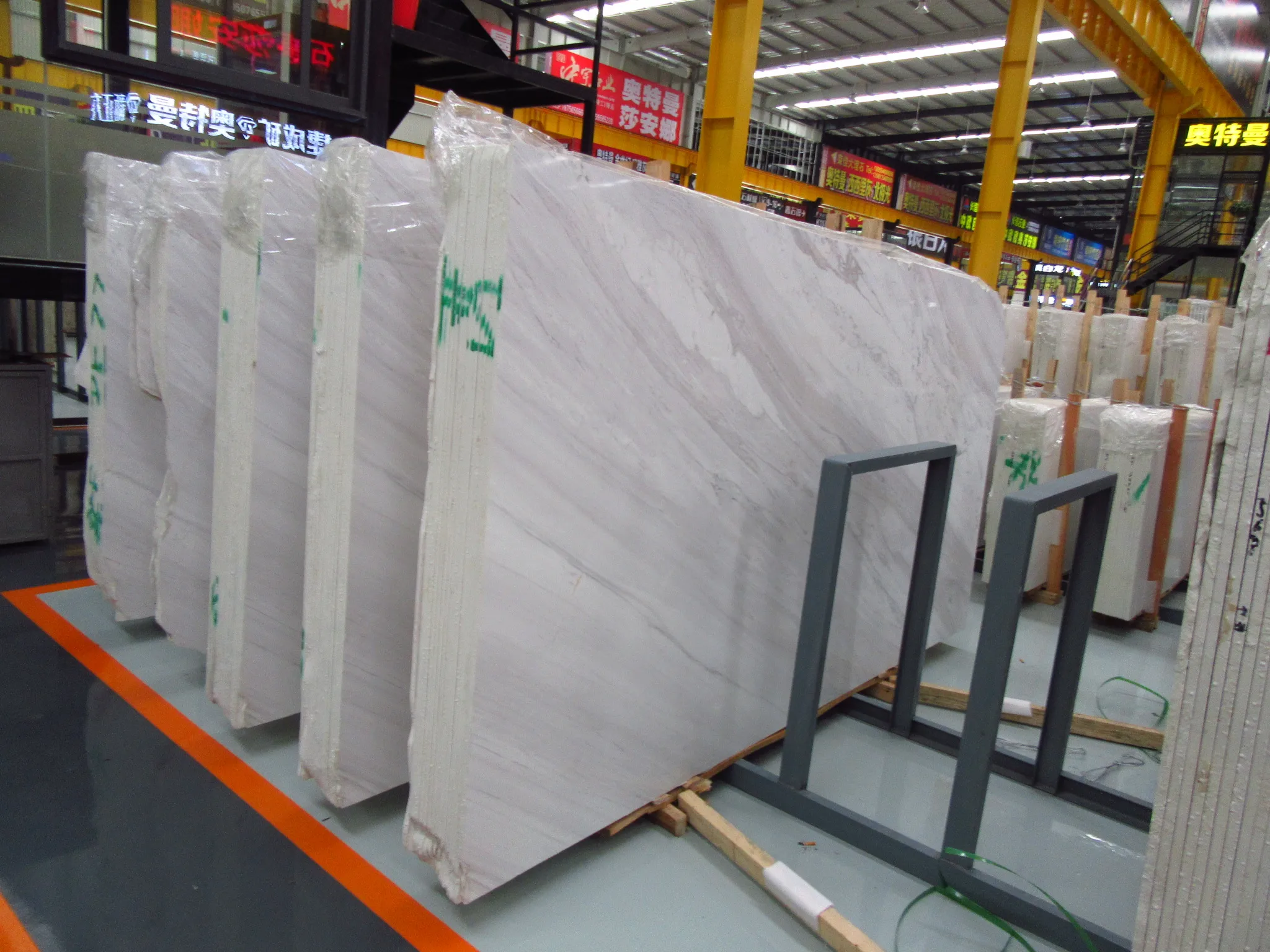 Polished Volakas Ajax White Marble Tile Sale White Marble Slab Interior Decoration