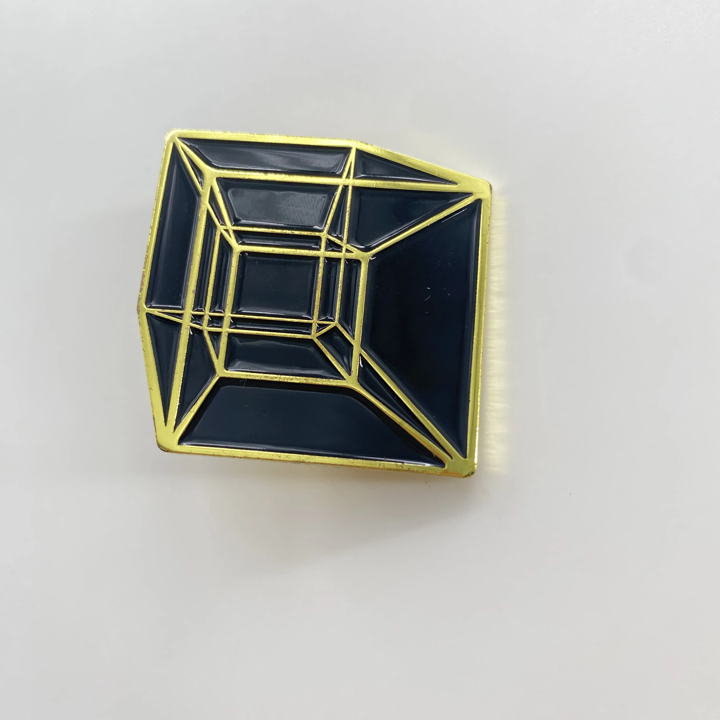 Hat Pins Small Gold Metal Soft Enamel Custom Button Pins Bulk Epoxy Saudi Arabia Magnet Lapel Pins