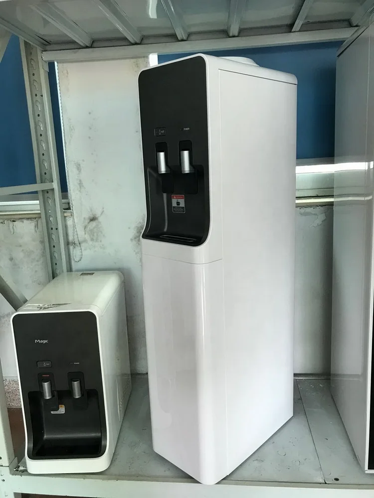 Vertical Instant Hot And Cold Compressor Water Purifier With RO System