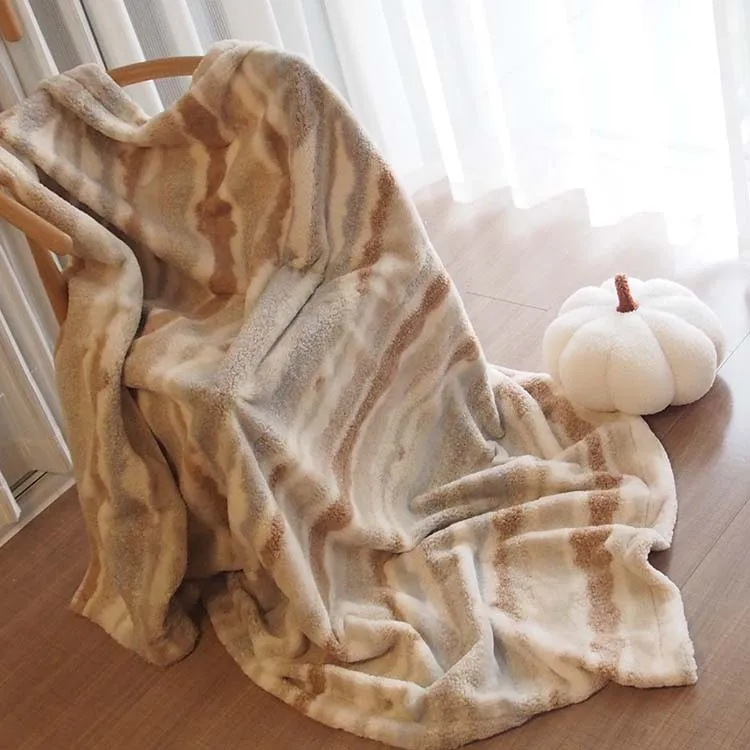 High Quality Custom For Home Decoration Soft Acrylic Luxury Blanket Throw For Adults