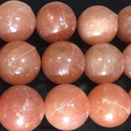 2020 new natural himalayan crystal pink rock table lamp