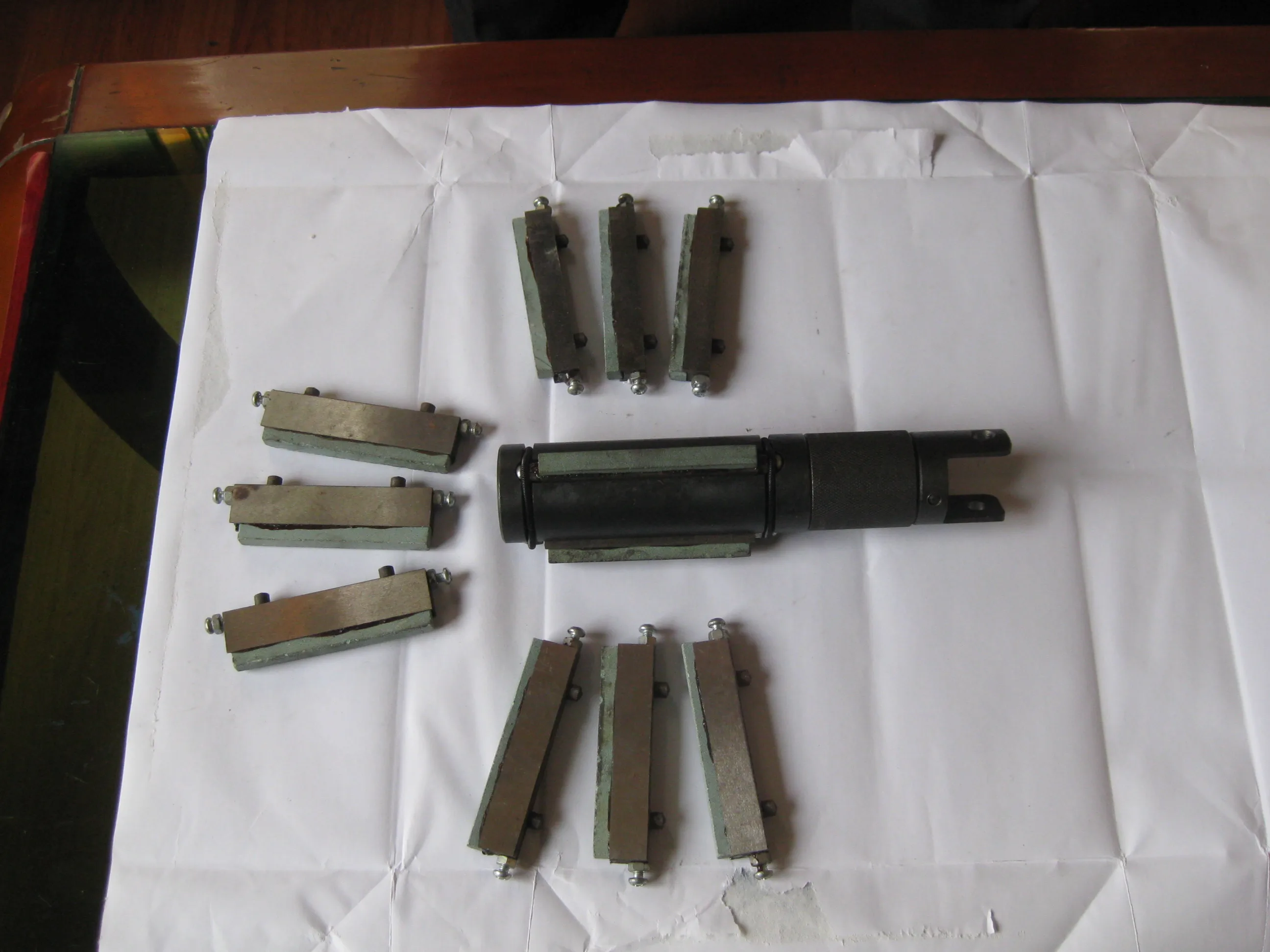  Вертикальный цилиндрический хонинговальный станок 3MB9817