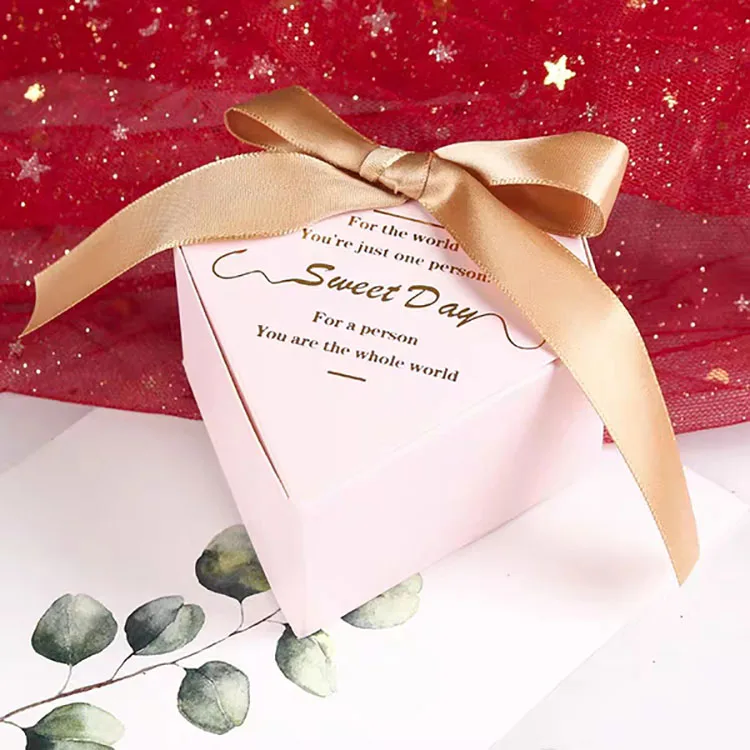 Hot Sale Cheap Christmas Special Recycled Mini Invitation Elegant Wedding Sweet Small  Wedding Candy Favor Box Wedding