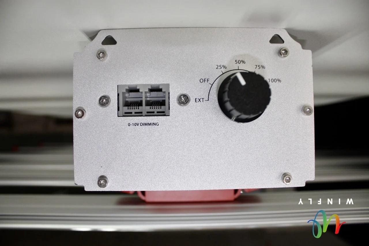 
Fast Installation 2021 Best LED Grow Light 600W Full Spectrum Canada Stock Fast Delivery More Harvests 