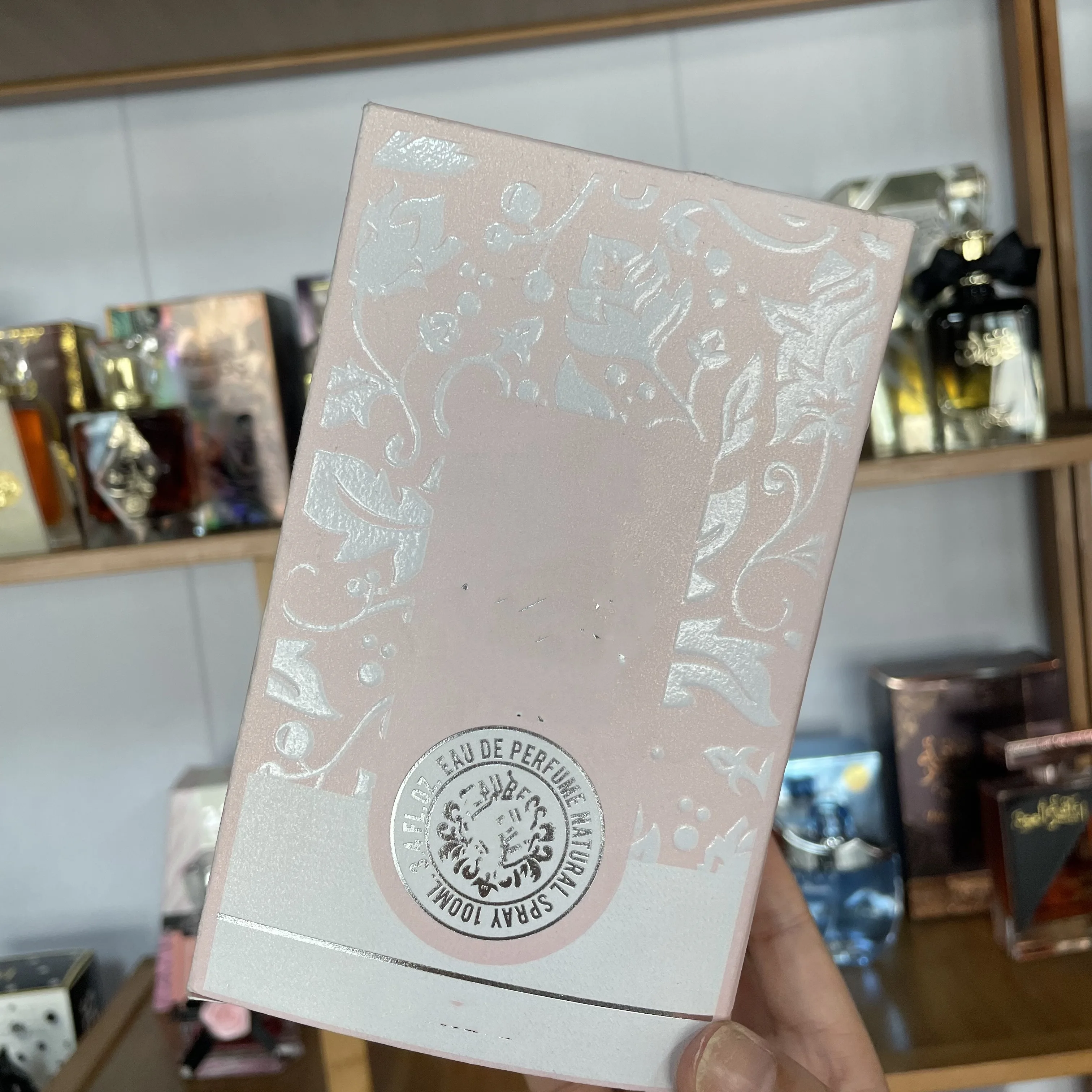 Popular design  boss perfume  body spray perfume  dubai perfumes wholesale  YARA  pink