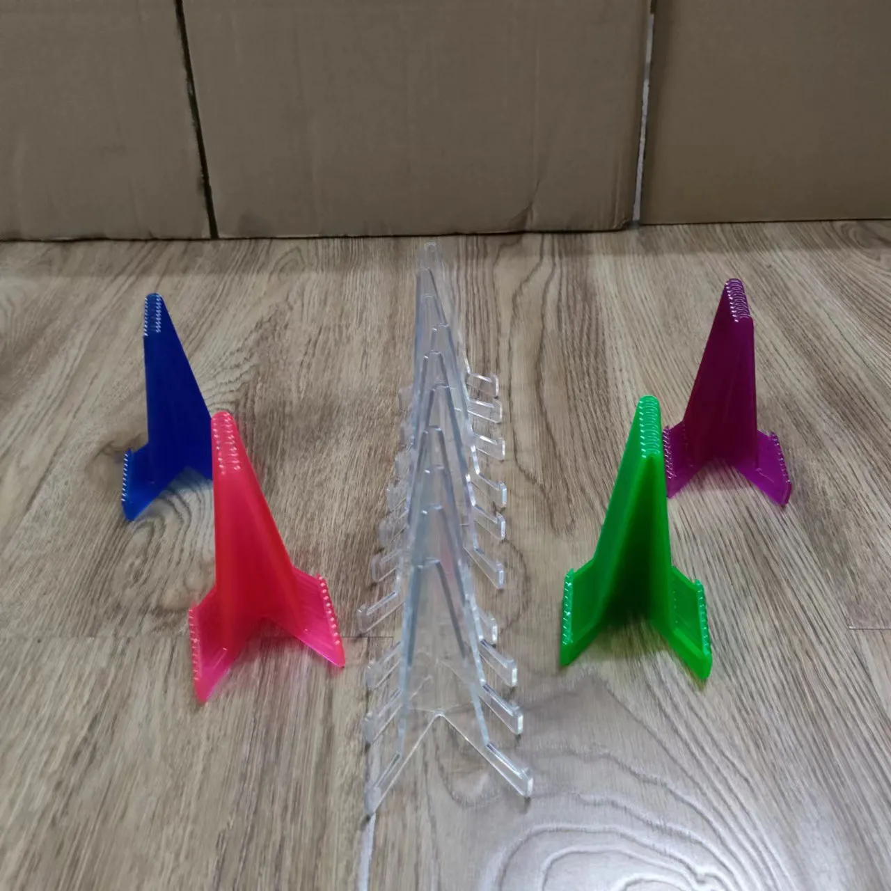 CAIYA Custom triangle display stand commemorative coin display stand TCG accessories products wholesale desktop stabilizer