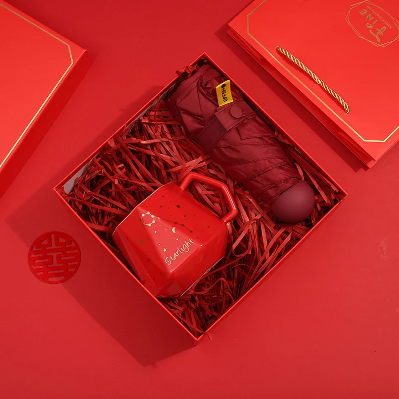 Hot sale Red scarf towel fan Umbrella birthday gift set  Corporate gift set