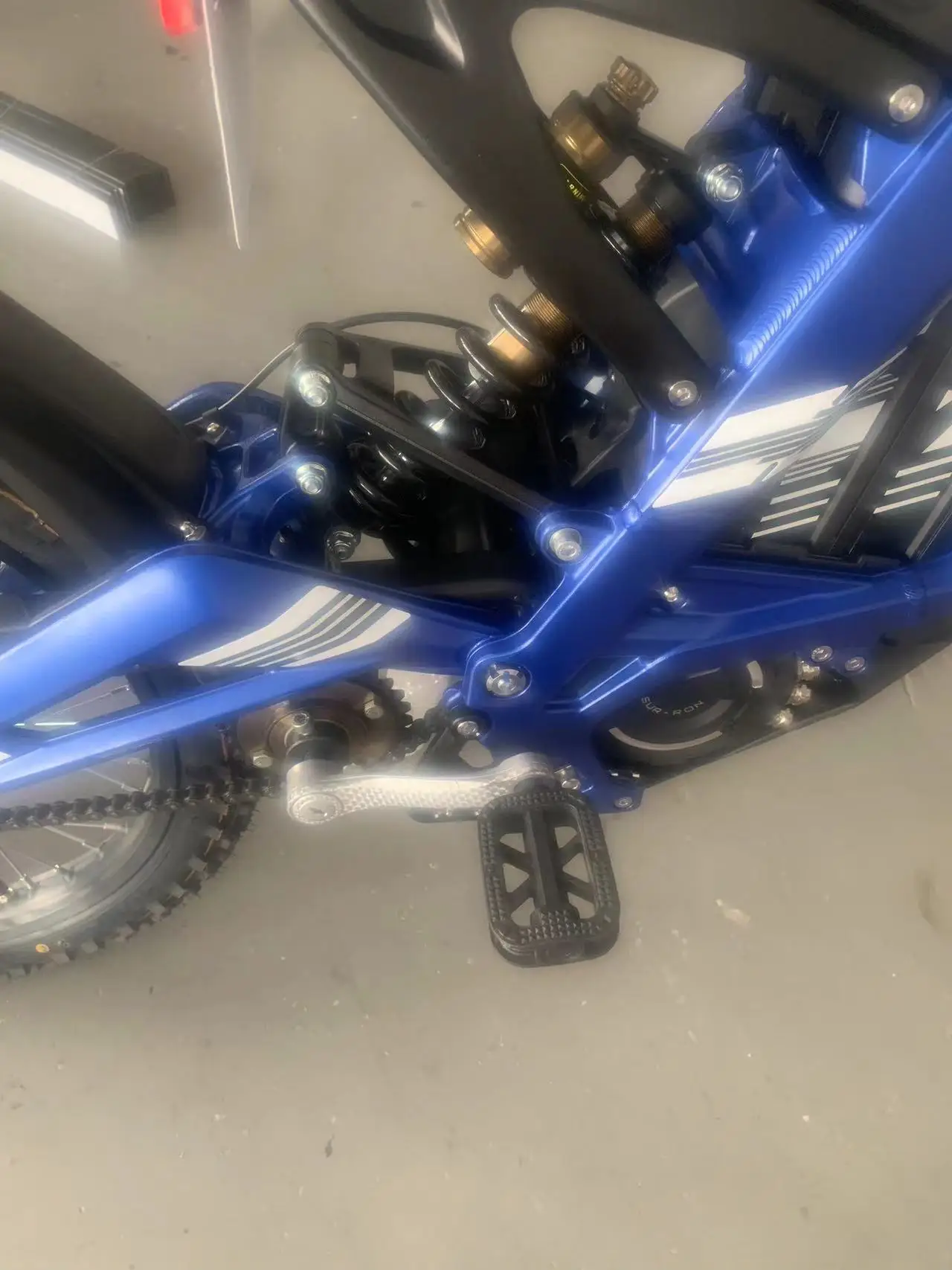 Hyper Bee Electric Bike 28000W Light Bee X 72v Bikonit BK28 Dirt Bike