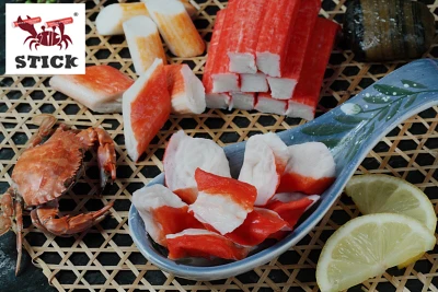 High Quality Filament style  Frozen Surimi crab chunks or flakes for salads, pizza, sushi  etc.export from factory To buyers