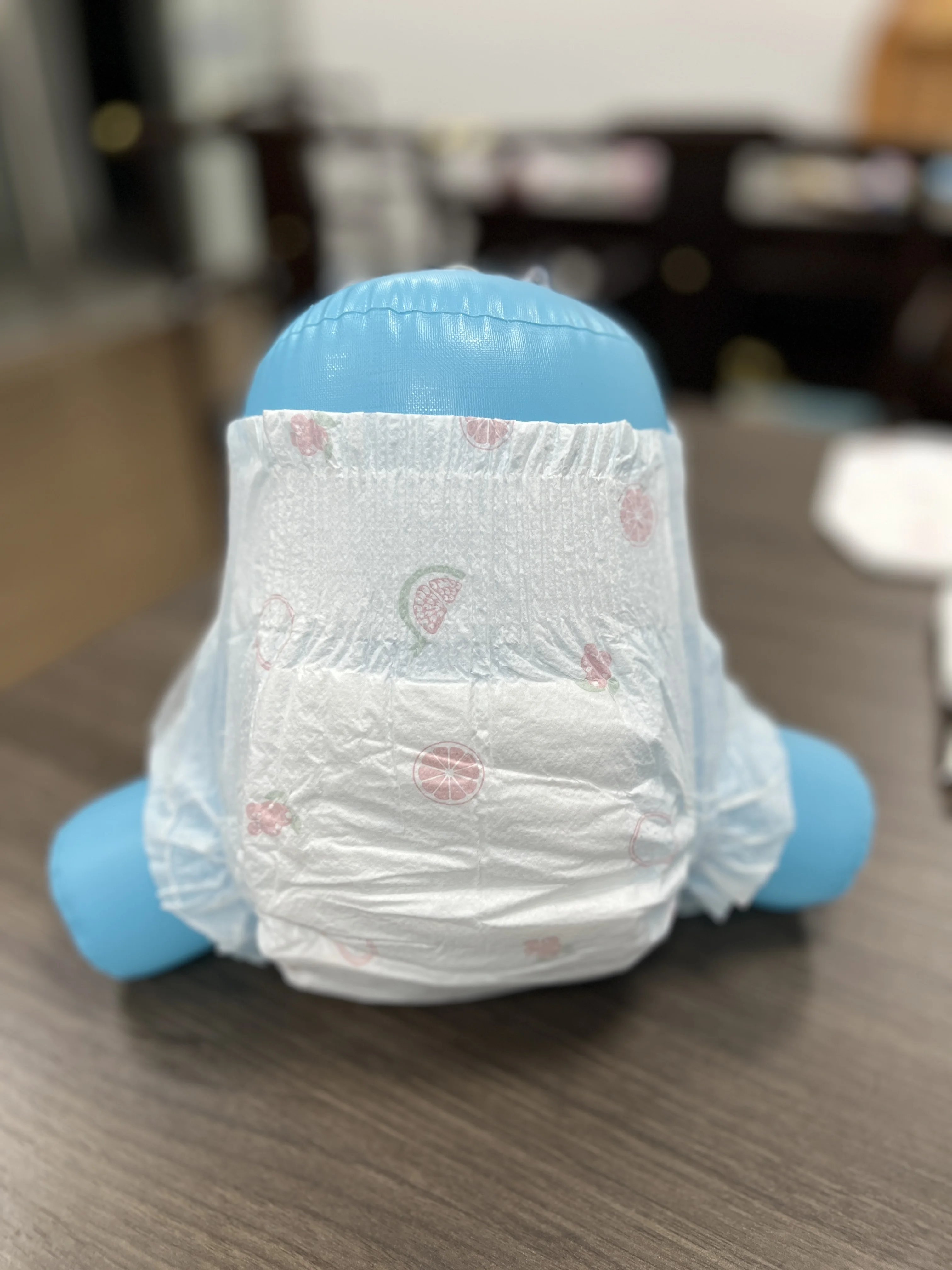 Chinese Manufacturers Produce Baby pink Diapers Products Cheap Wholesale