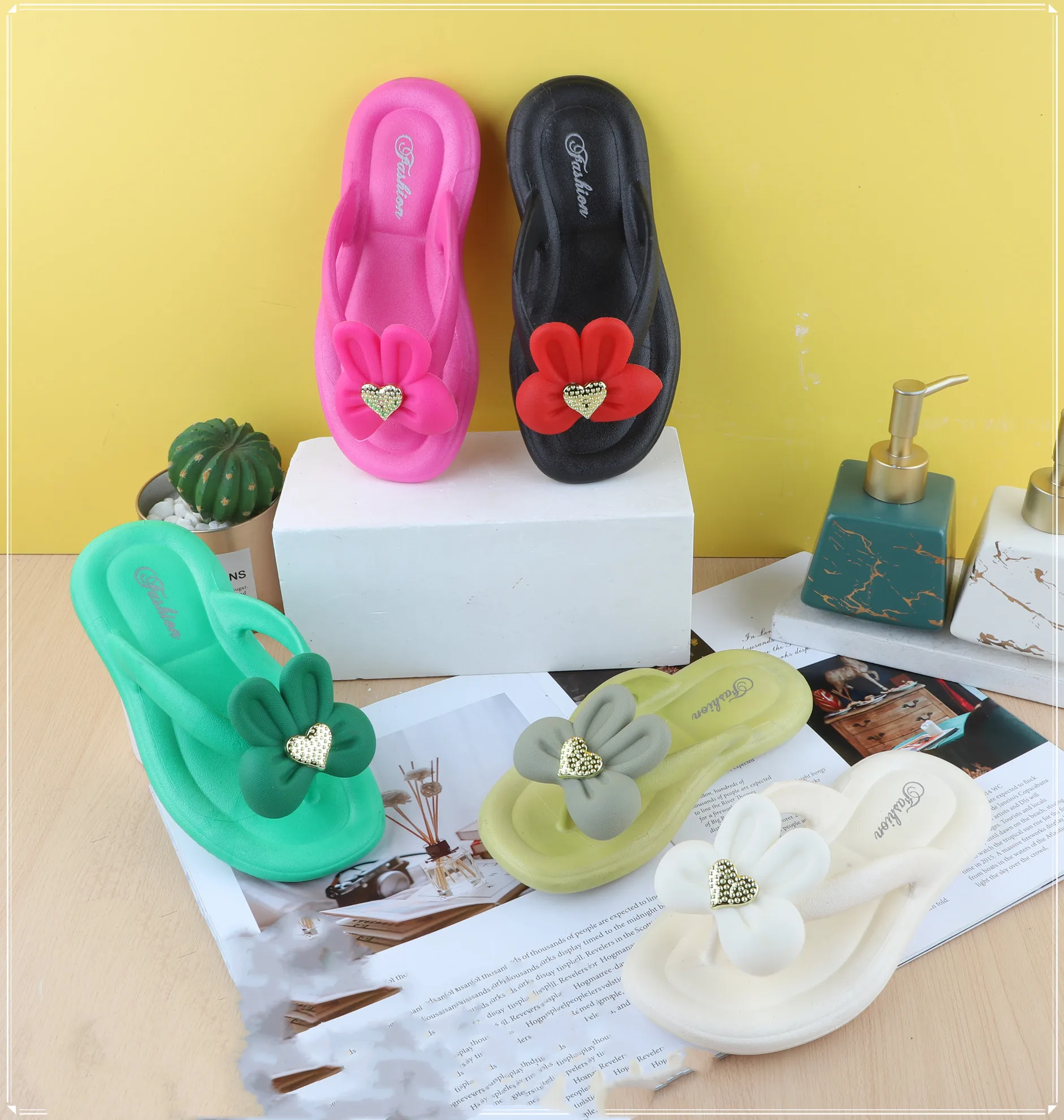 2023 China wholesale PCU  slipper flip flops WITH soft Heel for Children and Woman