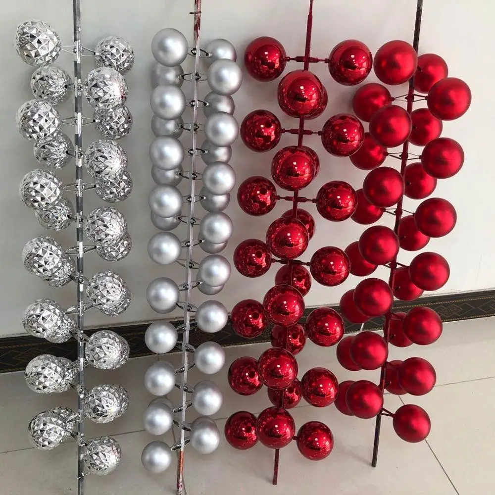
Exquisite plastic Christmas tree decorated in art deco shape with shatterproof Christmas balls 