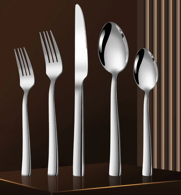 Manufacturer Wholesale Stainless Steel Cutlery Simple Design Classic Silverware Set Silver Spoon And Fork for Hotel Restaurant