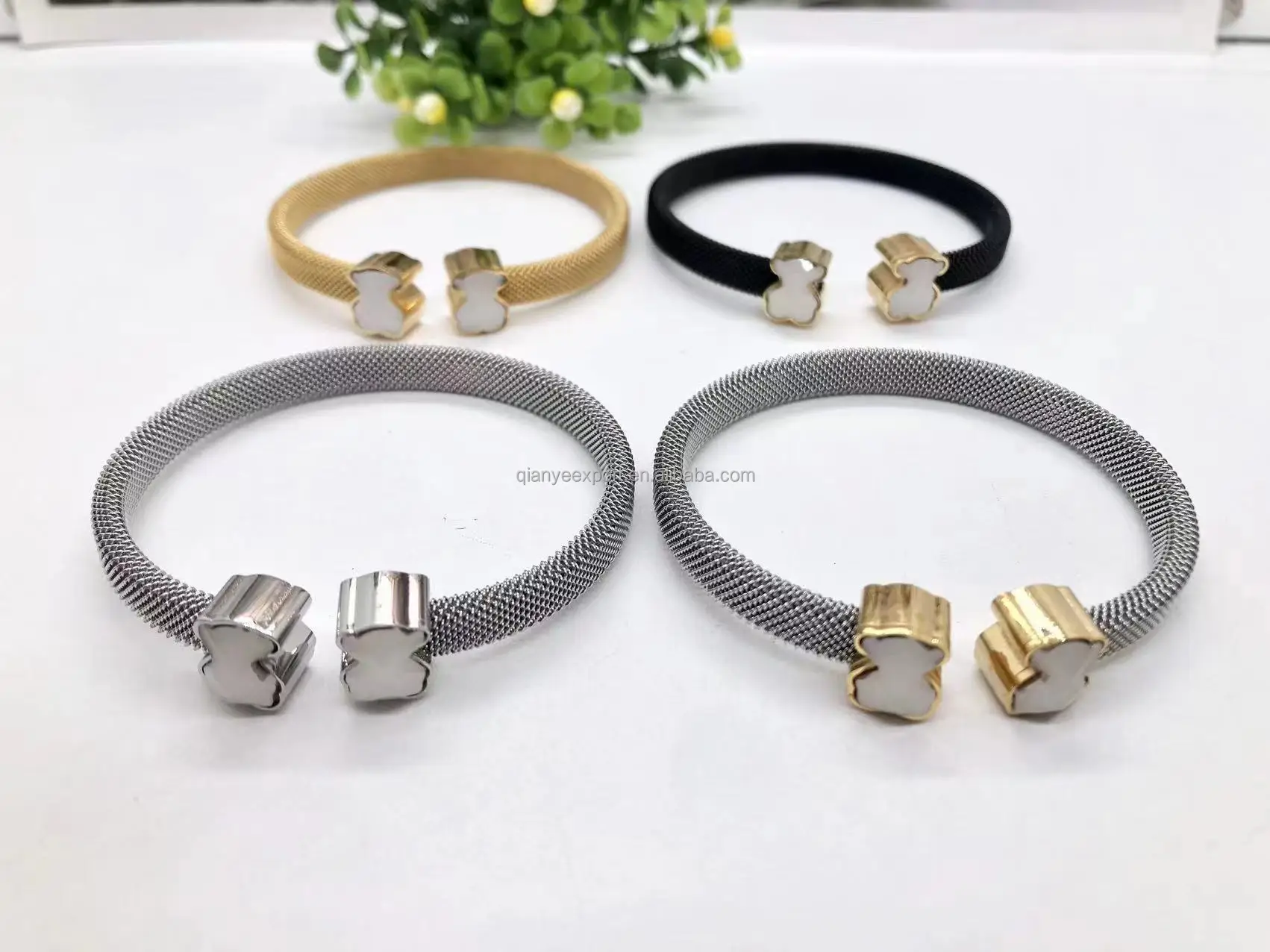 Stainless Steel cuff Cable Bangle Twisted  Gold Cable Wire Bracelet With Bear Ring Ladies Women Jewelry Charm Bracelet