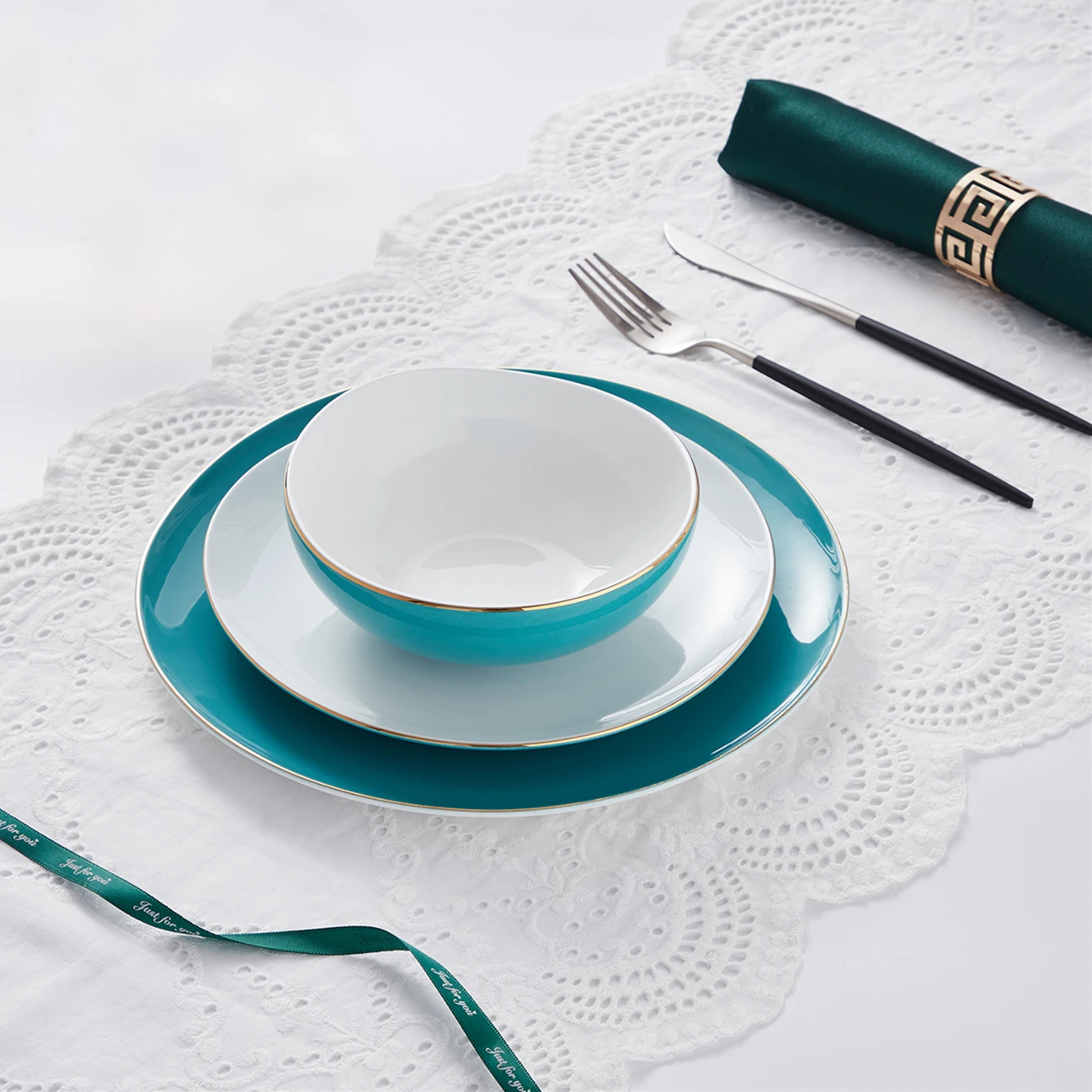 PITO Factory plates sets dinnerware home and kitchen wedding decoration Bone China tableware sustainable eco friendly Bone China