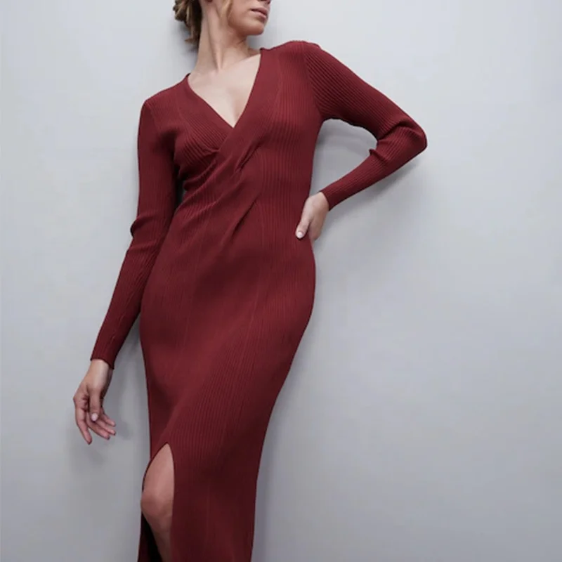 Женское платье-свитер с длинным рукавом и V-образным вырезом