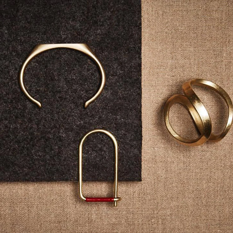 Craft Wolf custom jewelry gold silver titanium 316L stainless steel bangle bracelet for man factory OEM ODM customization