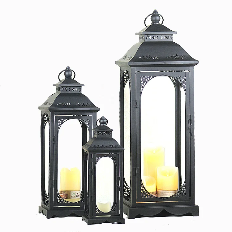 European retro hollow wind lamp, handicraft decorative ornaments, wrought iron glass metal candle holder wind lamp