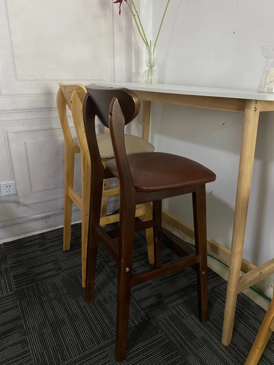 DISHI Modern Farmhouse Wood Stool High Pub Bar Chair Kitchen Solid Plywood Home Office School Warehouse Courtyard Indoor Cafe