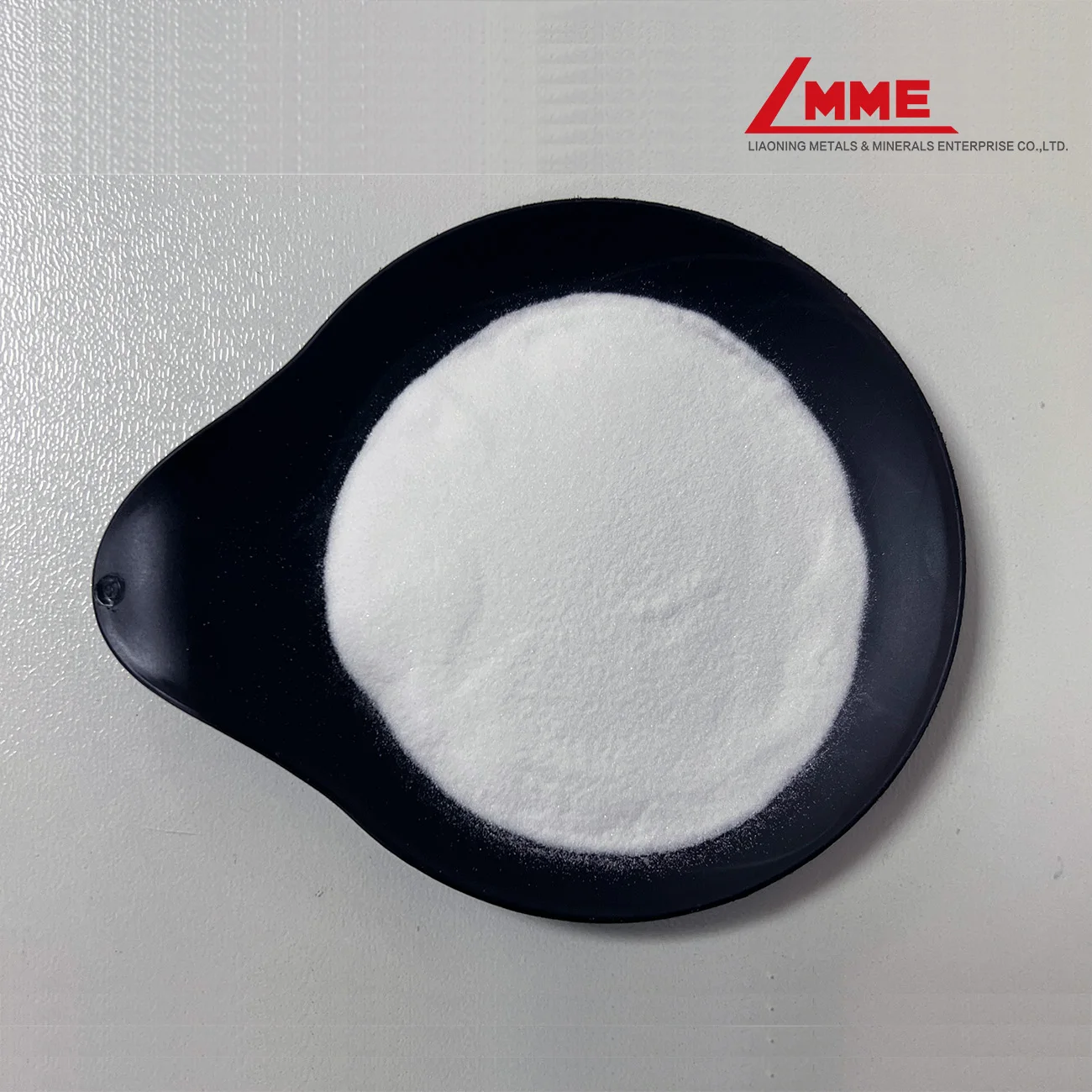 Low iron 0.0026% dry silica sand frac sand SiO2 99.9%